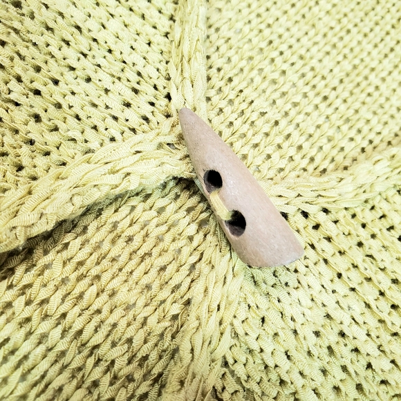 August Silk Knit Cropped Cardigan Lime Green EUC - Picture 3 of 6